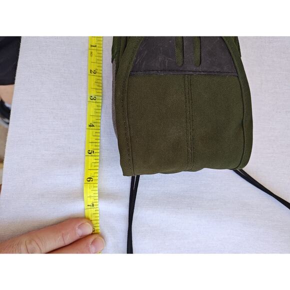 Pacsafe "Smart Travel Gear" Green Small Travel Bag PB006 (metrosafe 50) w/ Strap - Picture 12 of 13
